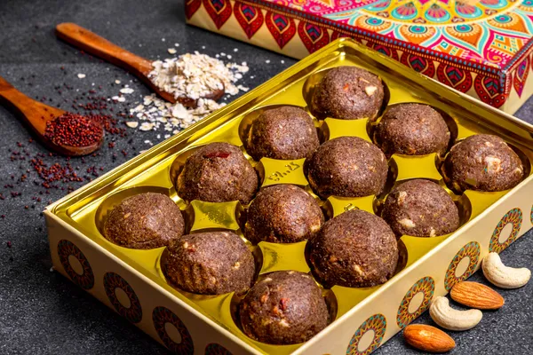 Homemade_Ragi_Oats_Ladoo_Laddoos_500gm