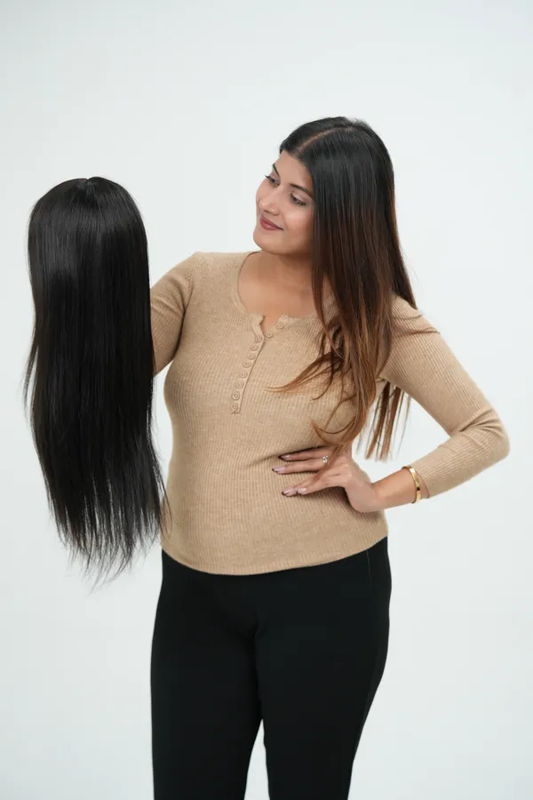 Natural_Wig_Silk_Base_For_Women_(24_Inches)
