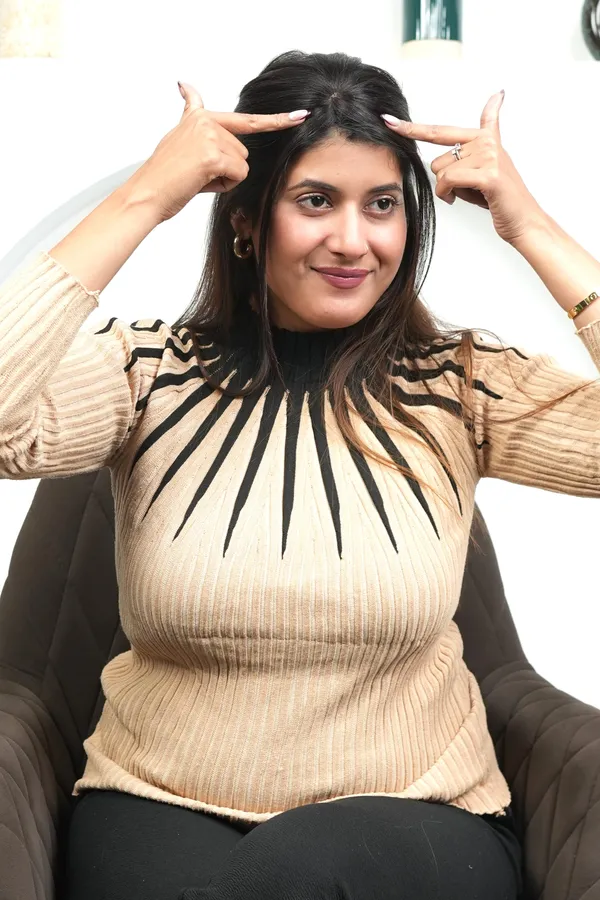 Black_Topper_Silk_Base_2X2_(10_Inches)