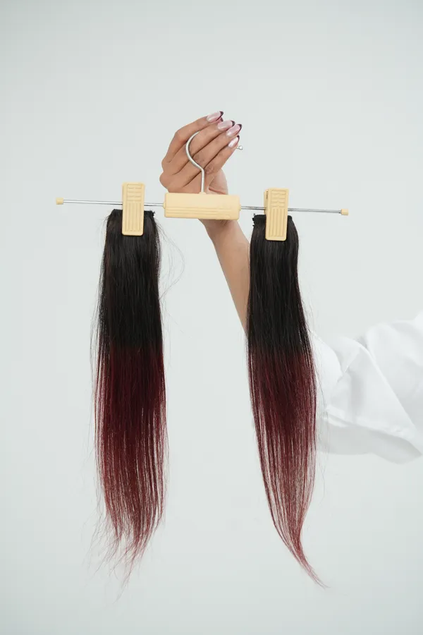 Roots_Hair_Coloured_Streaks