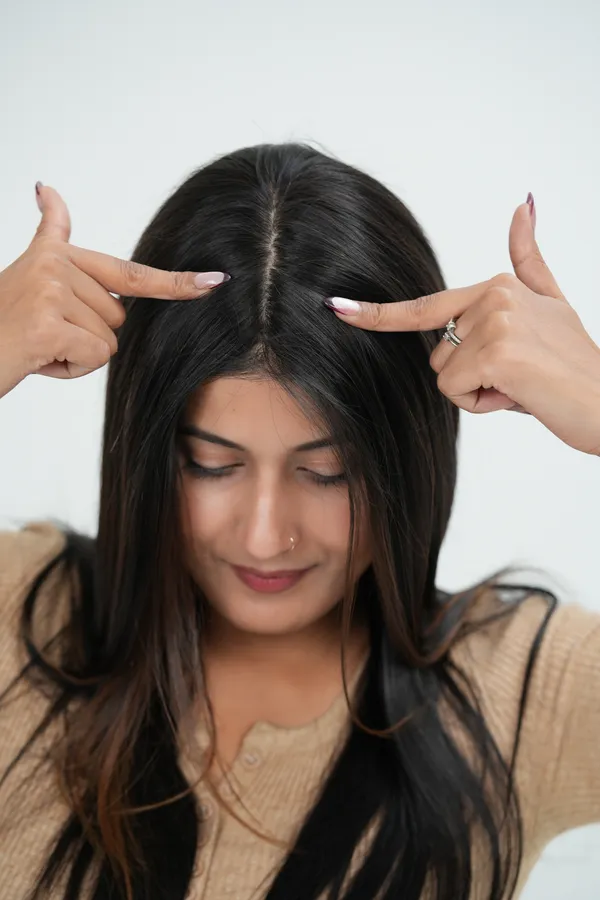 Brown_Wig_Silk_Base_For_Women_(20_Inches)
