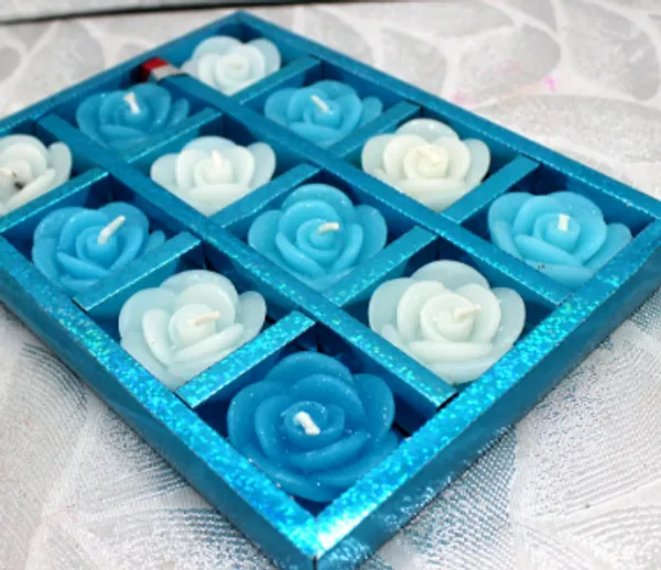 Pack_Of_24_Multicolor_Wax_Floating