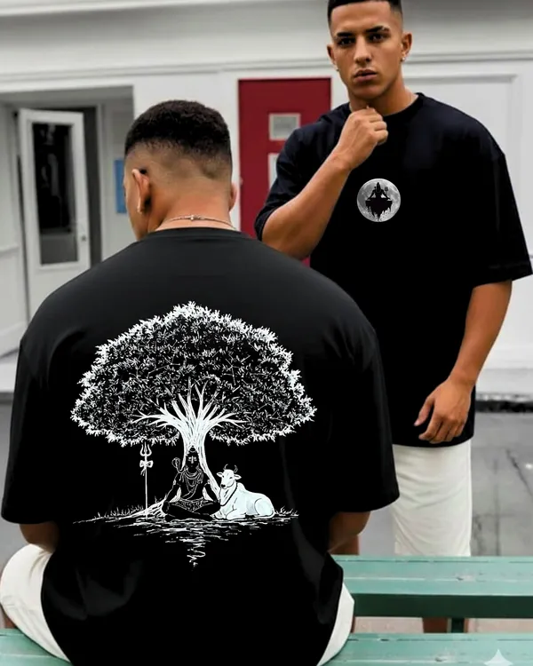 Divine_Yogi_Lunar_Graphic_Black_Oversize_Tee