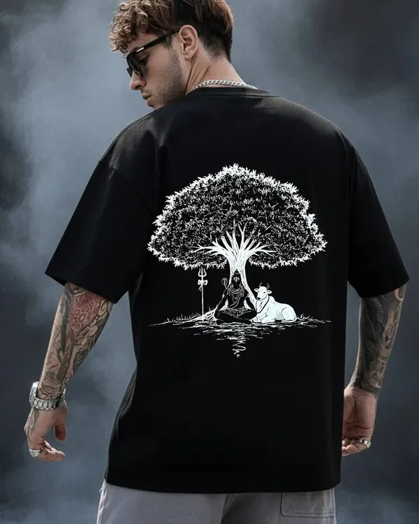 Divine_Yogi_Lunar_Graphic_Black_Oversize_Tee