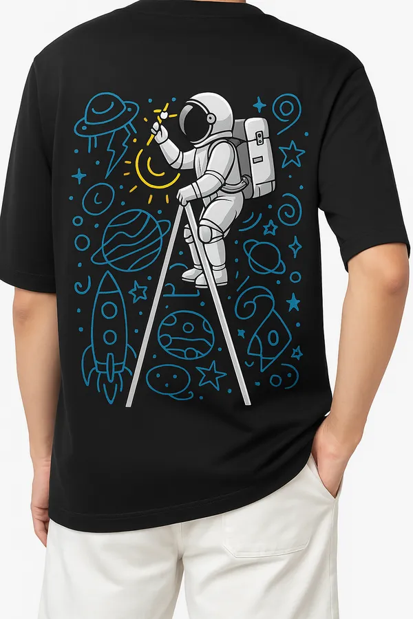 Black_Galactic_Painter_Astronaut_Graphic_Explore_Style_Beyond_Limits_Oversize_Tee