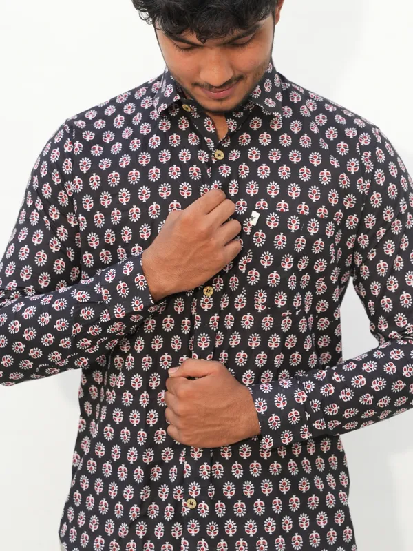 Jaipuri_Print_Black&Multicolor_Pure_Cotton_Hand_Block___Full_Sleeve_Shirt_For_Men