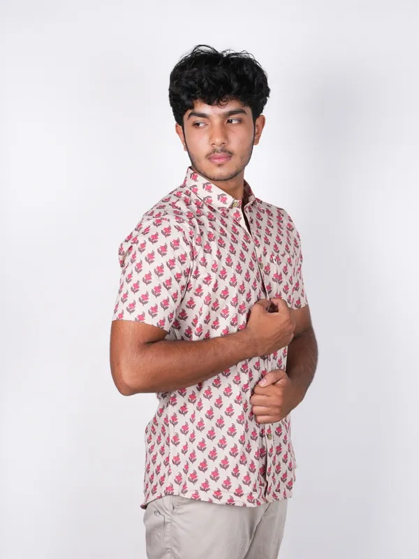 Jaipuri_Print_White_Pure_Cotton_Hand_Block___Half_Sleeve_Shirt_For_Men