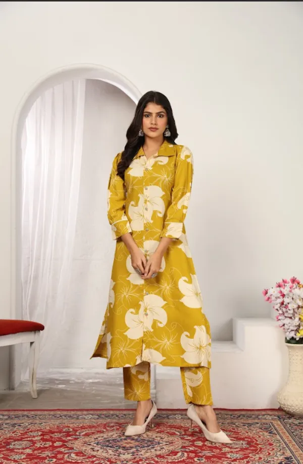Yellow_Premium_Rayon_Kurti_Set_For_Women_(Plus_Size)