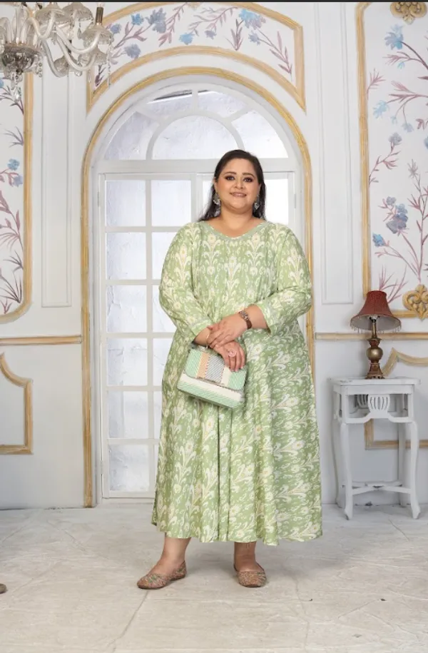 Green_Premium_Rayon_Kurti_Set_For_Women_(Plus_Size)