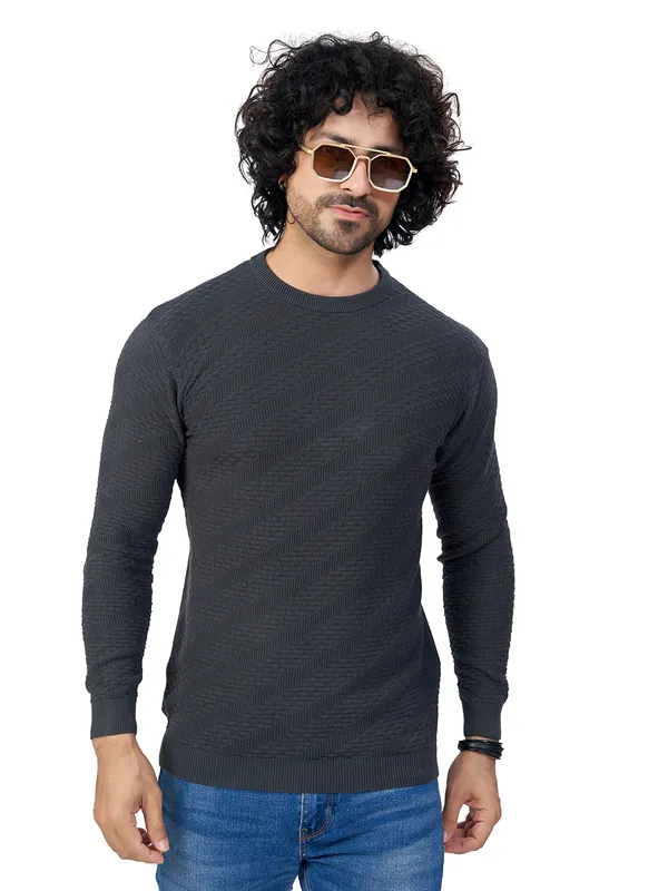 Charcoal_Grey_Cotton_Solid_Premium_Flat_Knit_Round_Neck_T-Shirt_Full_Sleeves_For_Men