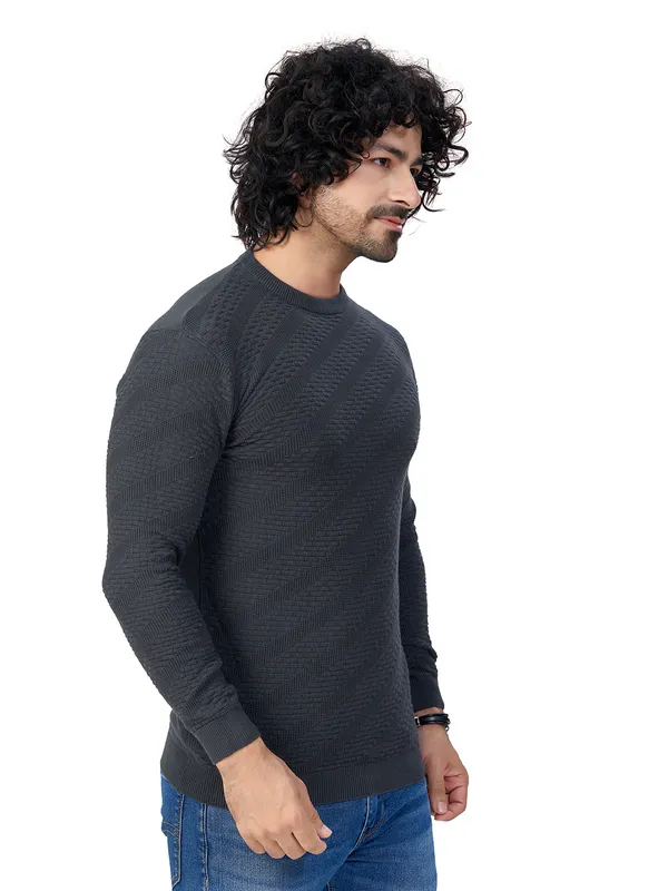 Charcoal_Grey_Cotton_Solid_Premium_Flat_Knit_Round_Neck_T-Shirt_Full_Sleeves_For_Men