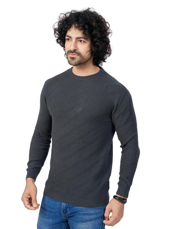 Charcoal_Grey_Cotton_Solid_Premium_Flat_Knit_Round_Neck_T-Shirt_Full_Sleeves_For_Men