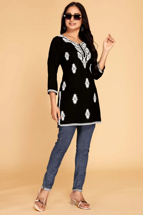Black_and_Light_Green_Viscose_Rayon_Chikan_Embroidery_Casual_Kurta_For_Women