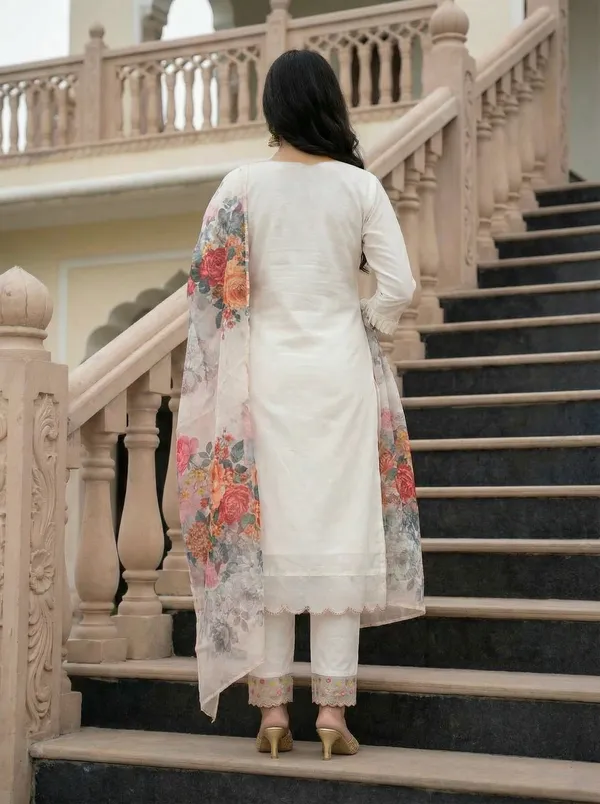 White__Ethnic_Set