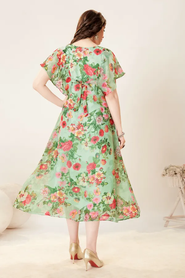 Flared/A-line_Gown_(Light_Green)