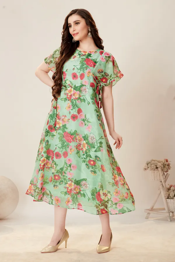 Flared/A-line_Gown_(Light_Green)