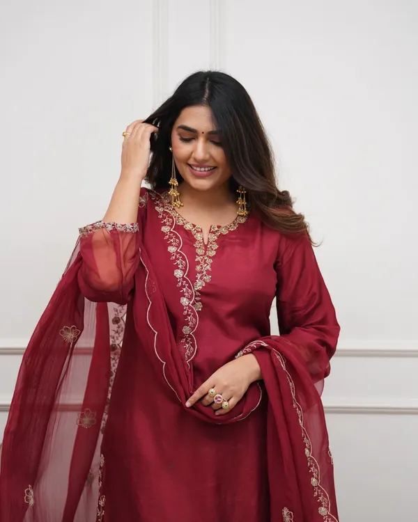 POOJA_RED_ETHNIC_SET