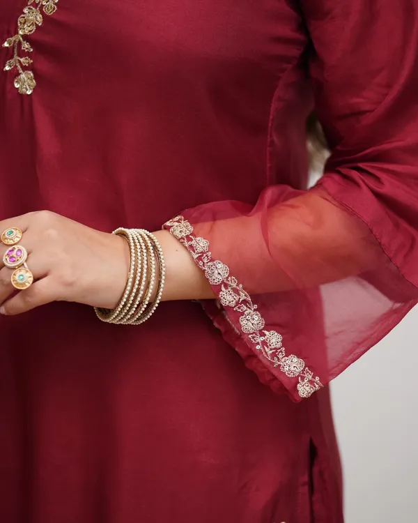POOJA_RED_ETHNIC_SET