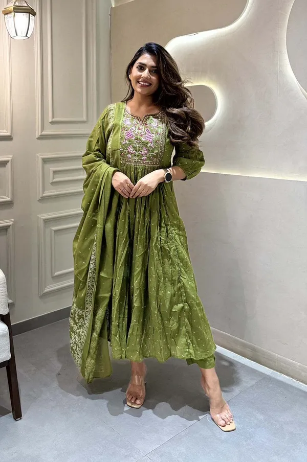 MADHAV_Women_Kurta_Pant_Dupatta_Set