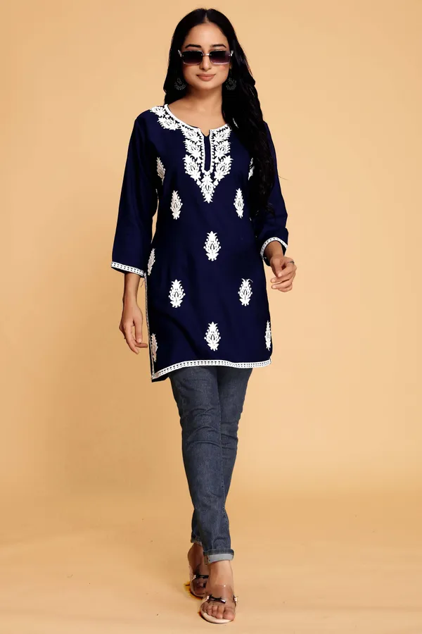 Blue_Viscose_Rayon_Chikan_Embroidery_Casual_Kurta_For_Women