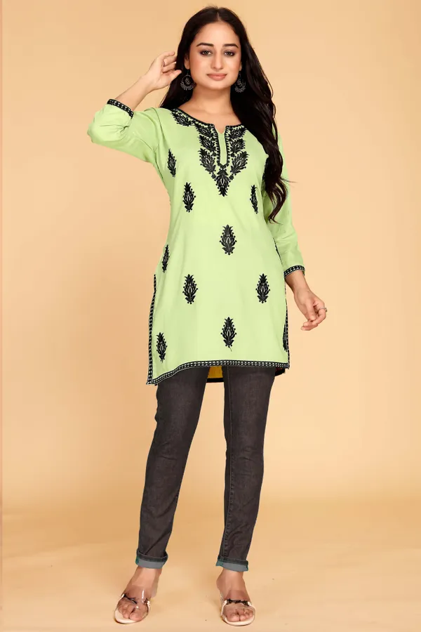 Black_and_Light_Green_Viscose_Rayon_Chikan_Embroidery_Casual_Kurta_For_Women