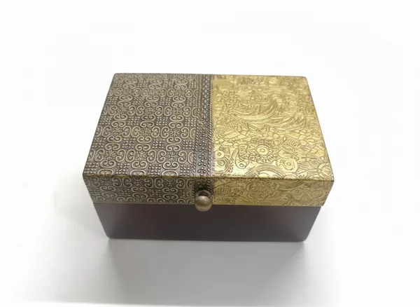 Dual-Tone_Etched_Brass_&_Wood_Trinket_Box