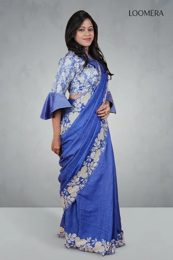Blue_Embroidered_Floral_Scallop_Border_Saree_With_Readymade_Blouse