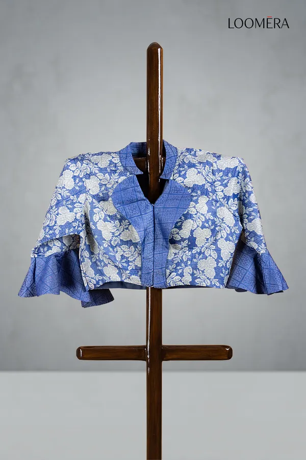 Blue_Embroidered_Floral_Scallop_Border_Saree_With_Readymade_Blouse