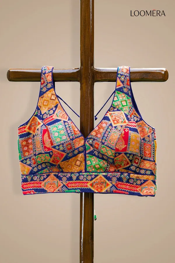 Blue_Multicolor_Sweetheart_Neck_Readymade_Blouse