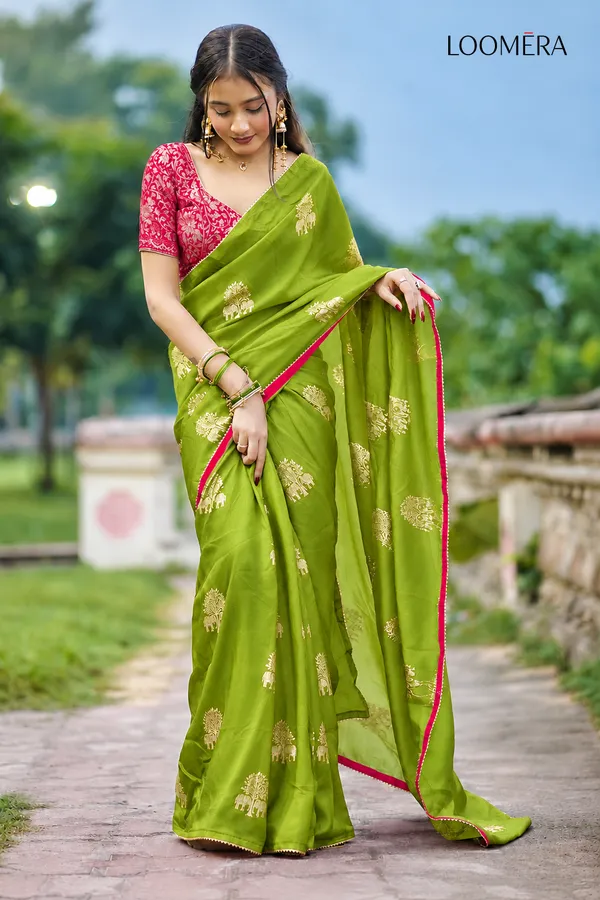 Green_Saree_with_Golden_Zari_Work