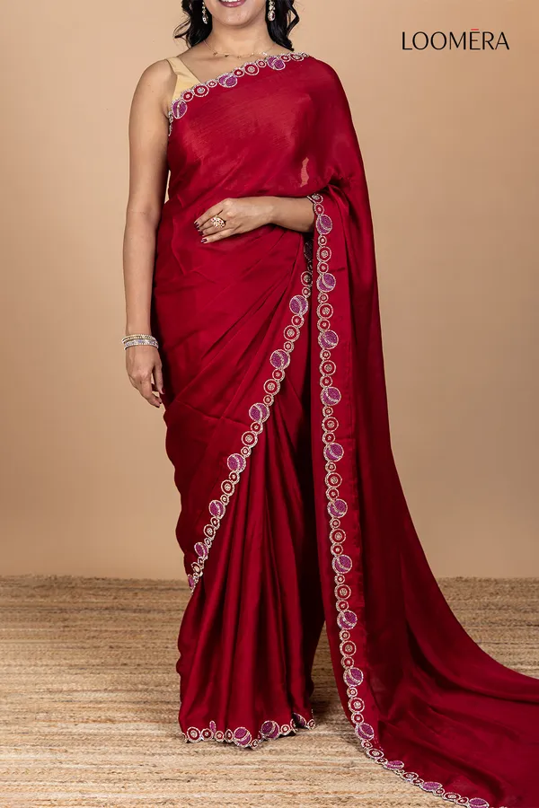 Maroon_Plain_Silk_Saree_With_Stone_Designed_Border