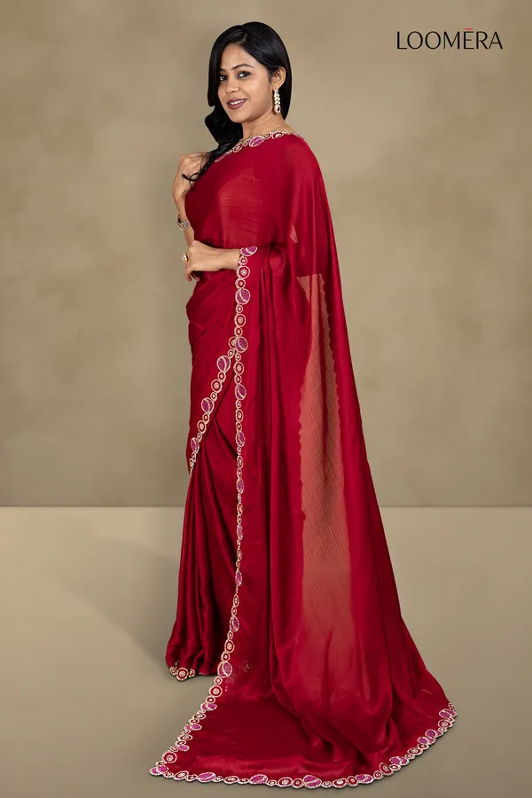 Maroon_Plain_Silk_Saree_With_Stone_Designed_Border