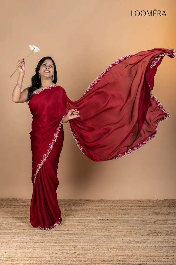 Maroon_Plain_Silk_Saree_With_Stone_Designed_Border