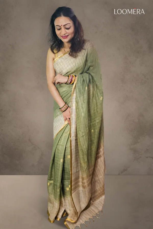 Light_Green_Saree_with_Golden_Zari_Border