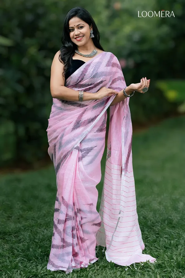 Light_Pink_Ikat_Print_Linen_Saree