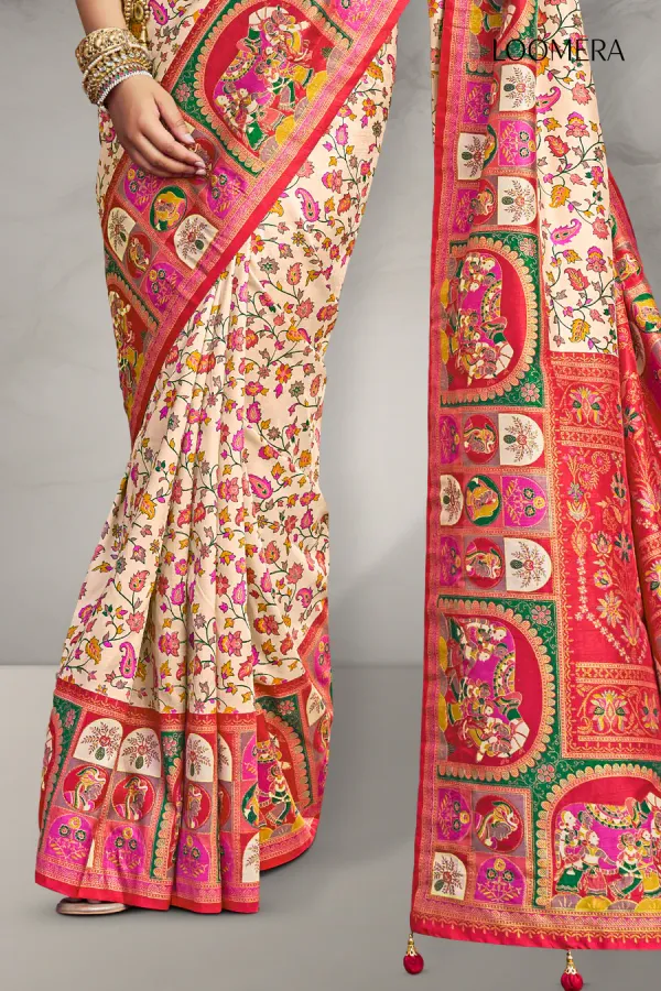 Peach_Soft_Silk_Saree_with_Floral_Prints