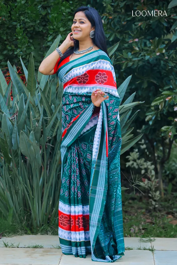 Red_and_Green_Handloom_Cotton_Ikat_Saree