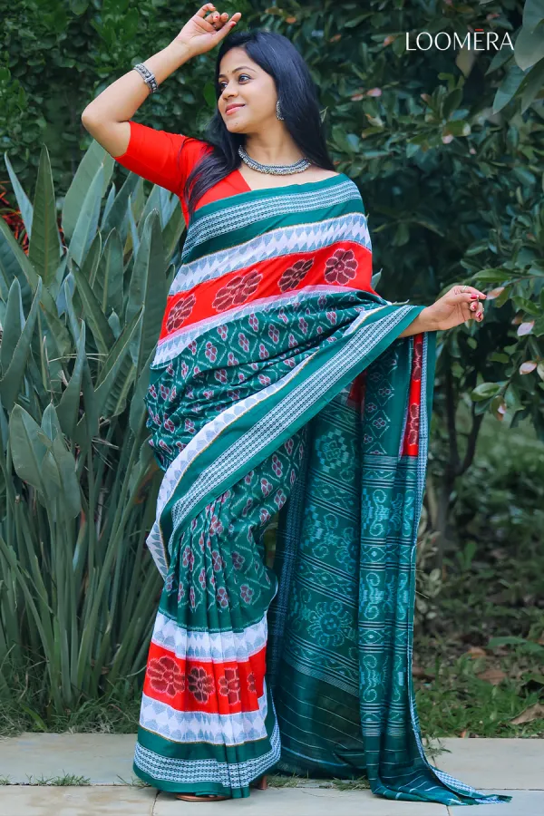 Red_and_Green_Handloom_Cotton_Ikat_Saree
