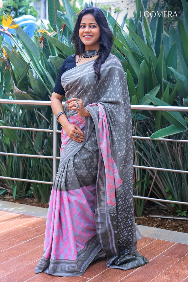 Grey_And_Pink_Handloom_Ikat_Saree