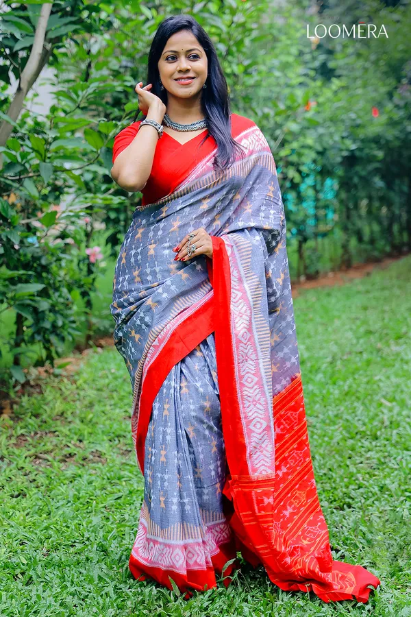 Red_And_Light_Blue_Cotton_Ikat_Saree