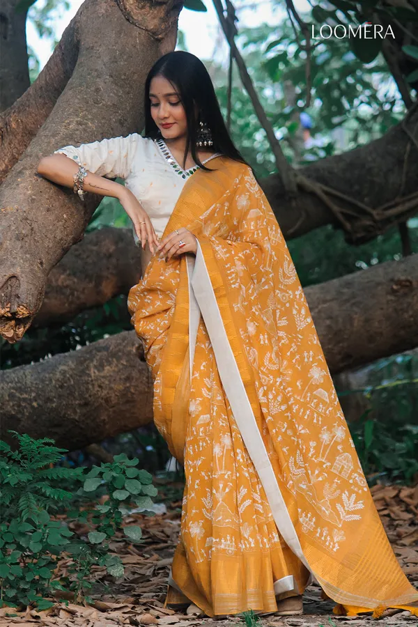 Mustard_Yellow_Cotton_Printed_Saree_With_Zari_Border_And_Readymade_Blouse