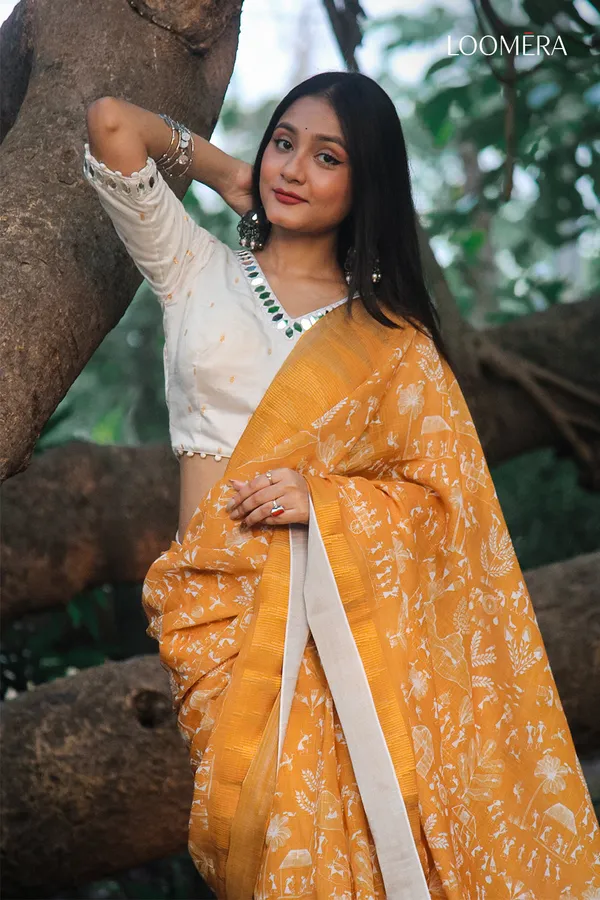Mustard_Yellow_Cotton_Printed_Saree_With_Zari_Border_And_Readymade_Blouse