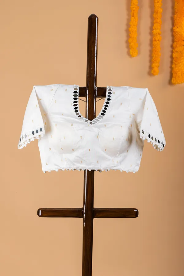 Mustard_Yellow_Cotton_Printed_Saree_With_Zari_Border_And_Readymade_Blouse