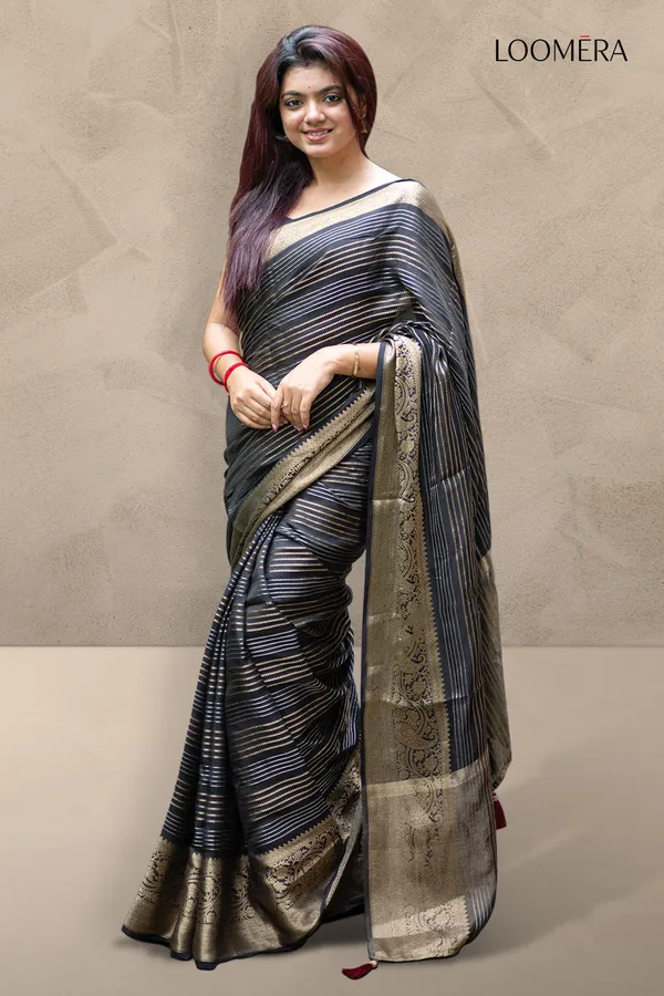 Black_Dola_Silk_Saree_With_Zari_Border