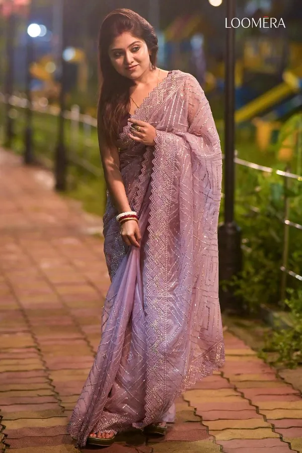 Lavender_Organza_Saree_With_Thread_And_Sequin_Work