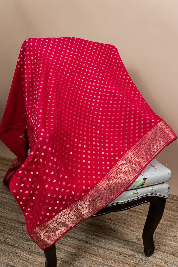 Rani_Pink_Silk_Saree_With_Heavy_Golden_Zari_Work