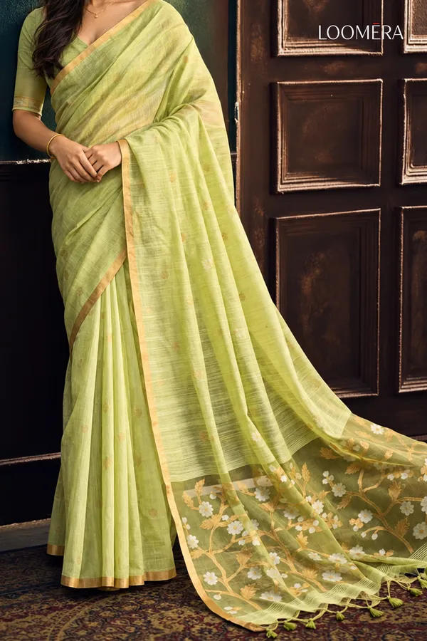 Green_Munga_Cotton_Saree_with_Golden_Border
