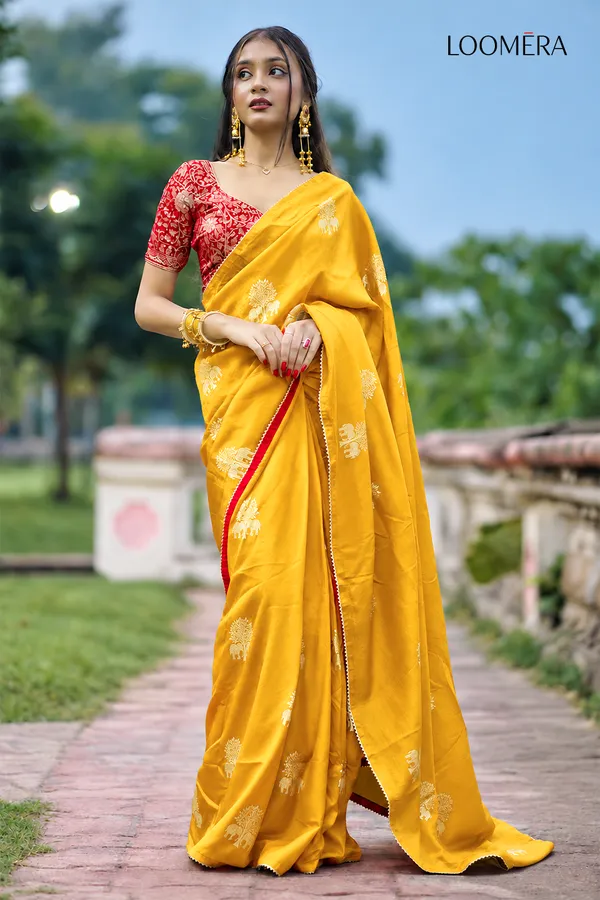 Yellow_Saree_with_Golden_Zari_Work
