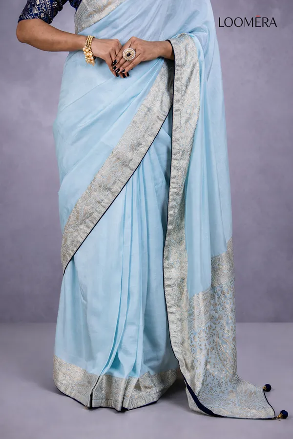 Pastel_Blue_Saree_With_Silver_Zari_Border_And_Readymade_Blouse