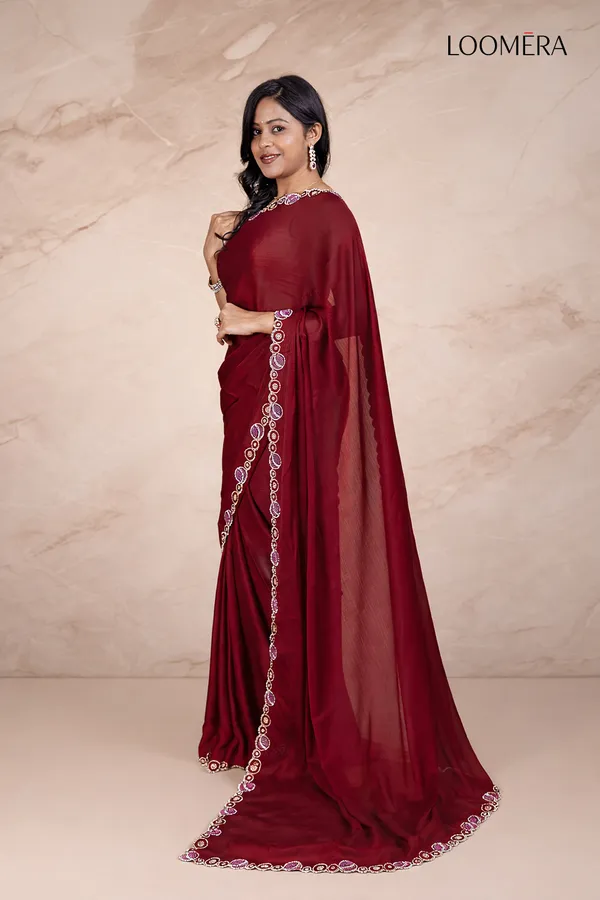 Rustic_Red_Plain_Silk_Saree_With_Stone_Designed_Border